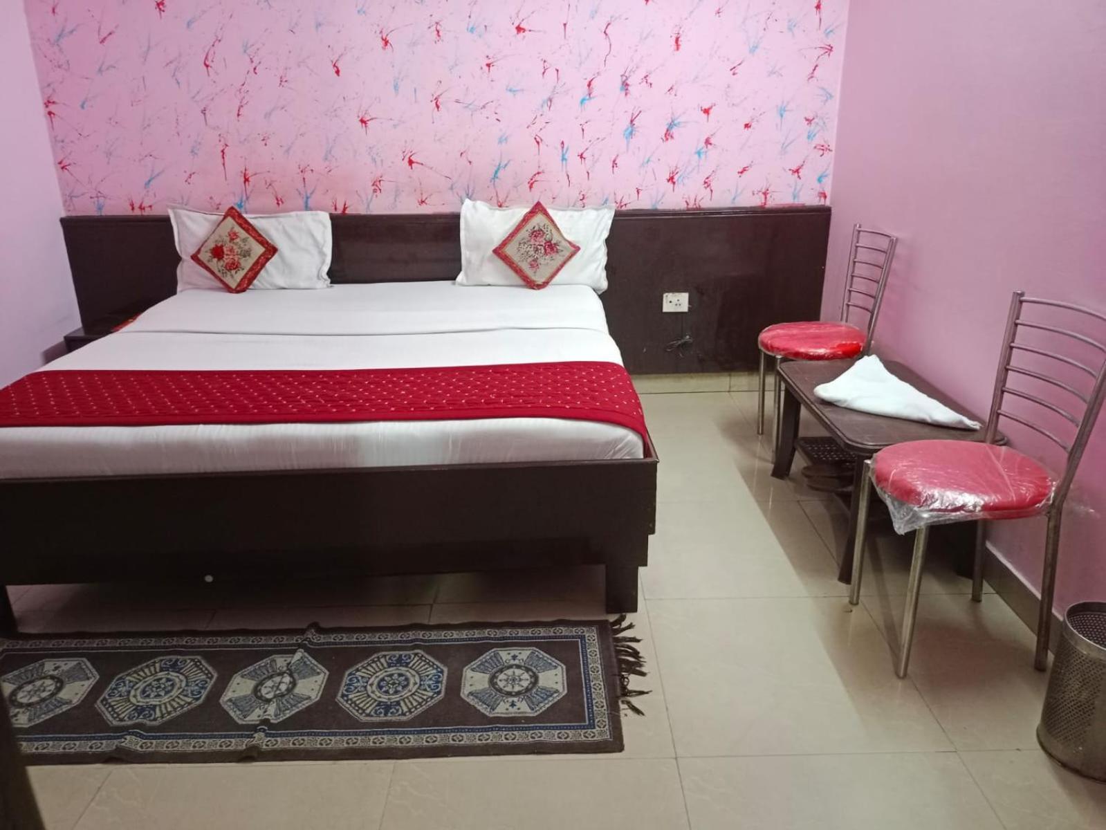 Airport Hotel Pariksheet Inn New Delhi Exterior photo